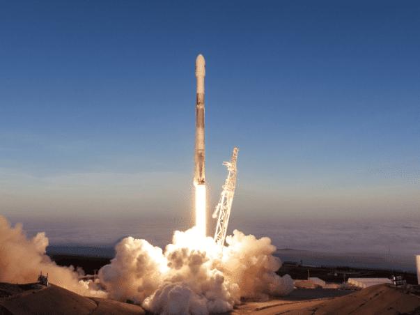 В КНР раскритиковали идею США использовать космические аппараты SpaceX для шпионажа