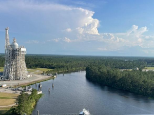 Стартап Evolution Space открывает центр производства твердотопливных ракетных двигателей в NASA Stennis Space Center