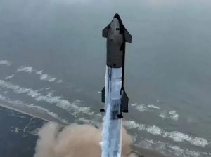 Космический корабль Starship совершил четвертый полет в космос