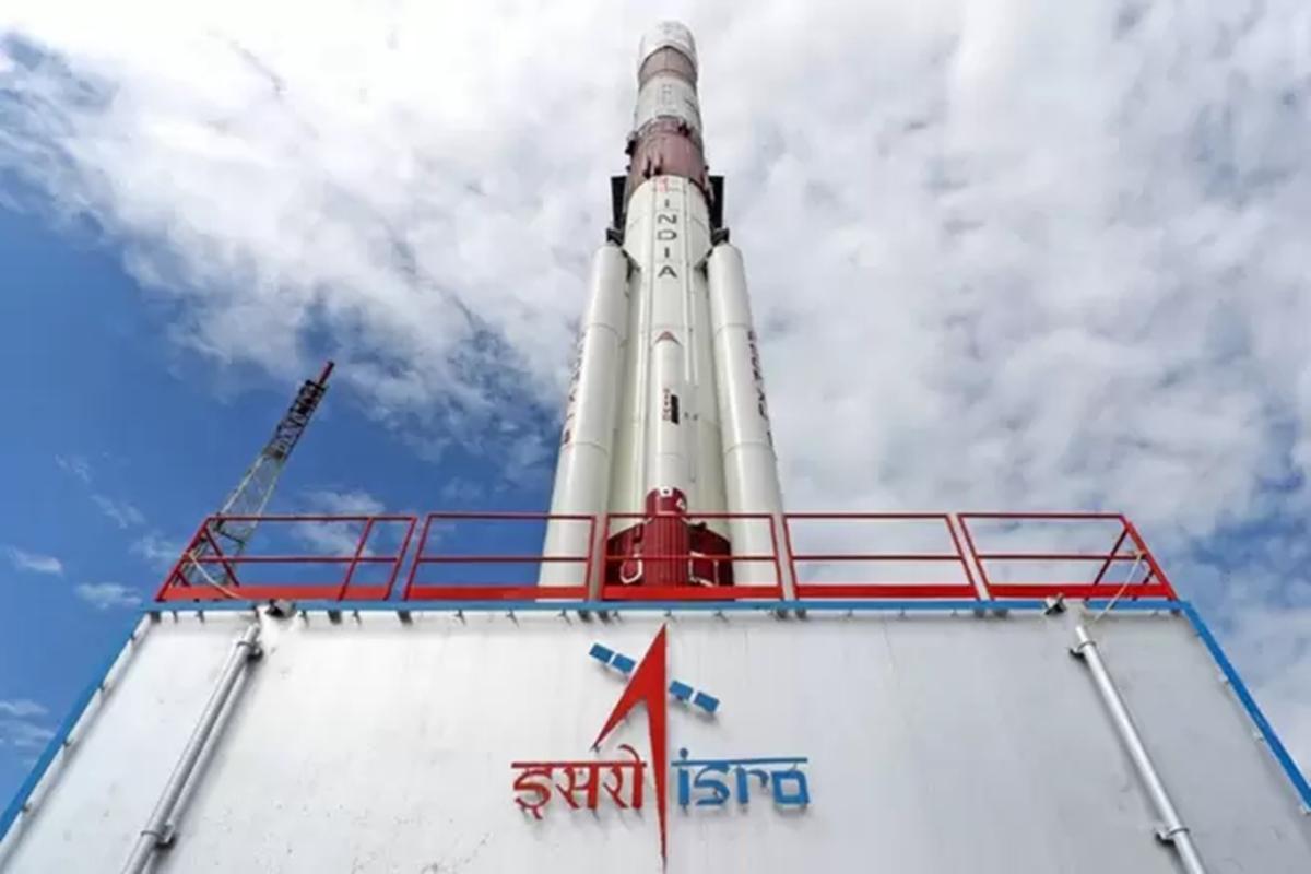 Индия готова с 2030 года отказаться от загрязняющих орбиту космических миссий