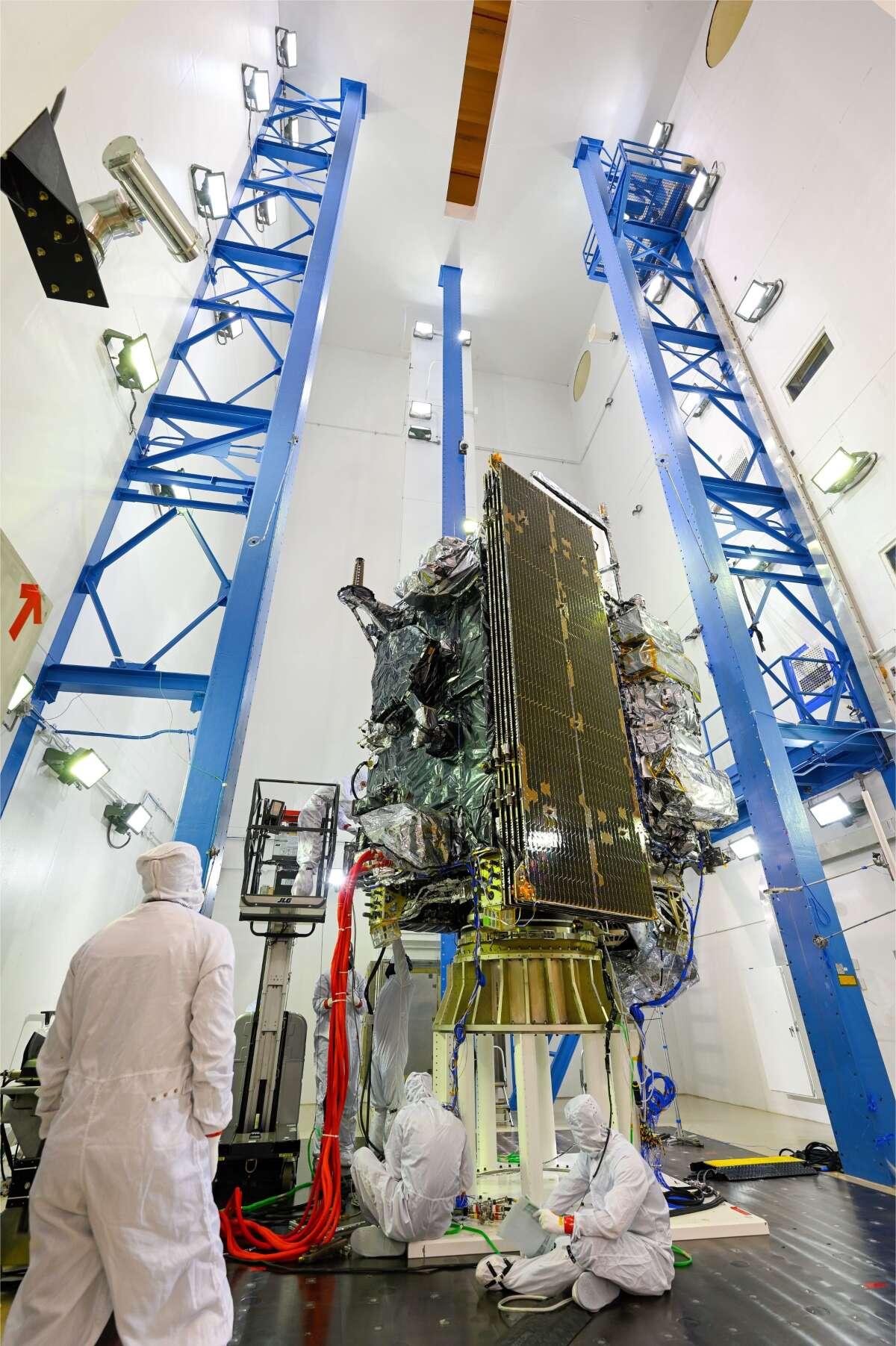 Спутник GOES-U от NOAA завершает экологические испытания