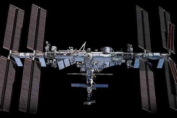 Роскосмос подтверждает стабильную работу МКС, магнитная буря не помеха