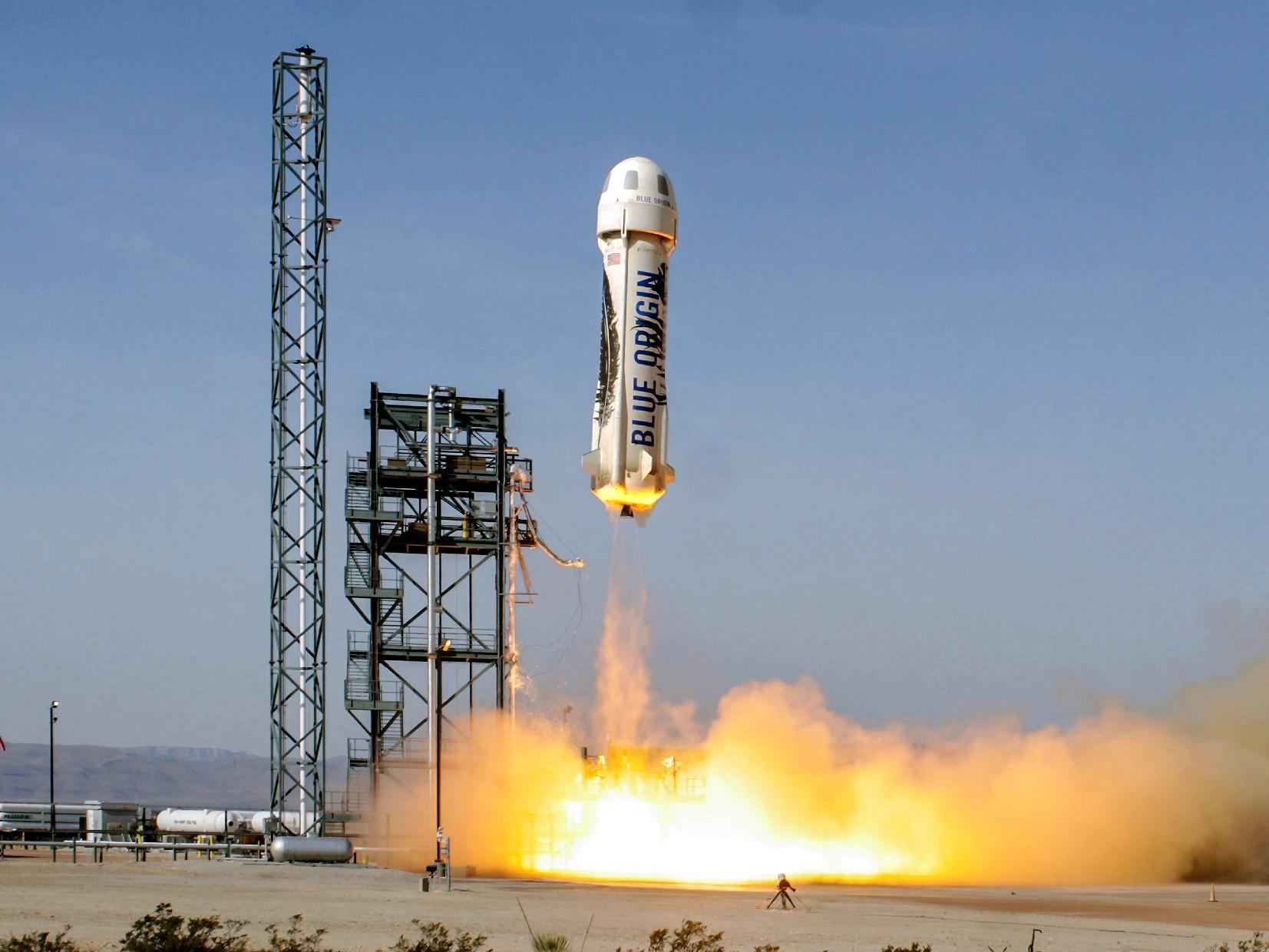 Blue Origin осуществила второй за год пилотируемый суборбитальный полет