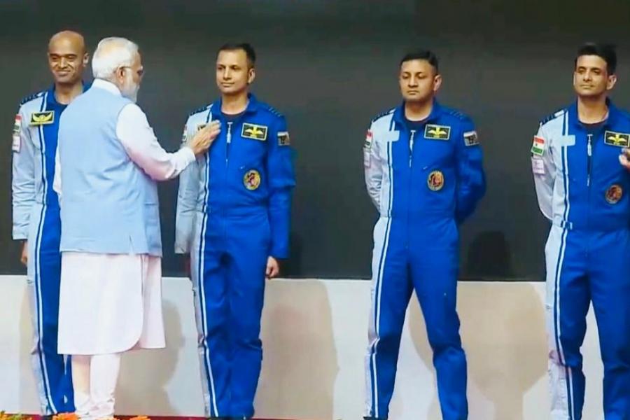США отправят в космос второго астронавта из Индии