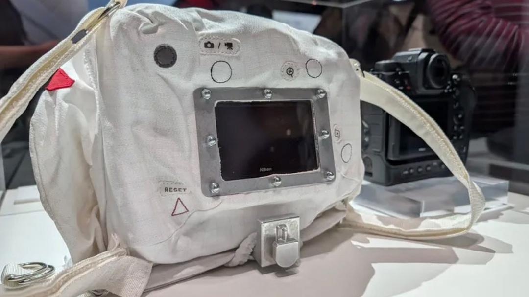 Nikon представила космическую камеру для лунной миссии «Артемида»