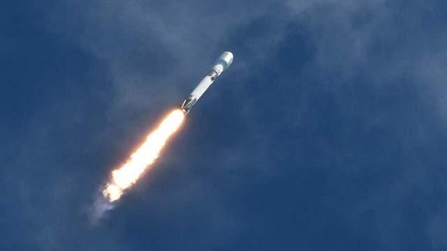 SpaceX вывела на орбиту 21 интернет-спутник Starlink